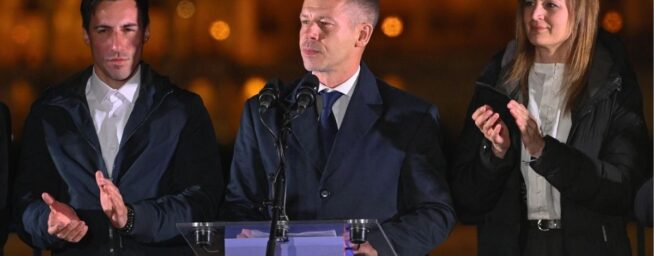 Magyar promete una Hungría europea y humana tras ganar las elecciones