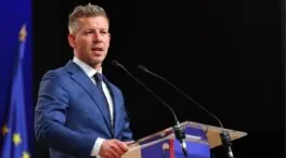 Magyar promete cerrar los informativos de medios públicos en Hungría