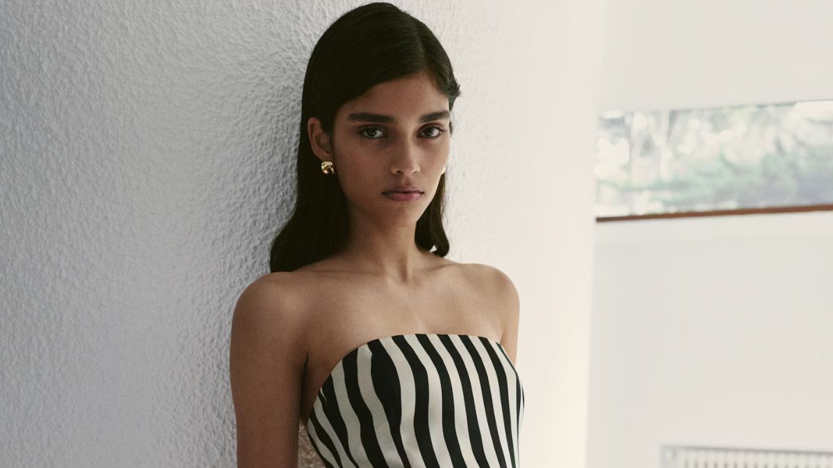 Mango y Primark tienen las cinco sandalias básicas de tendencia en primavera 2026 para llevarlas con vaqueros y camisa blanca