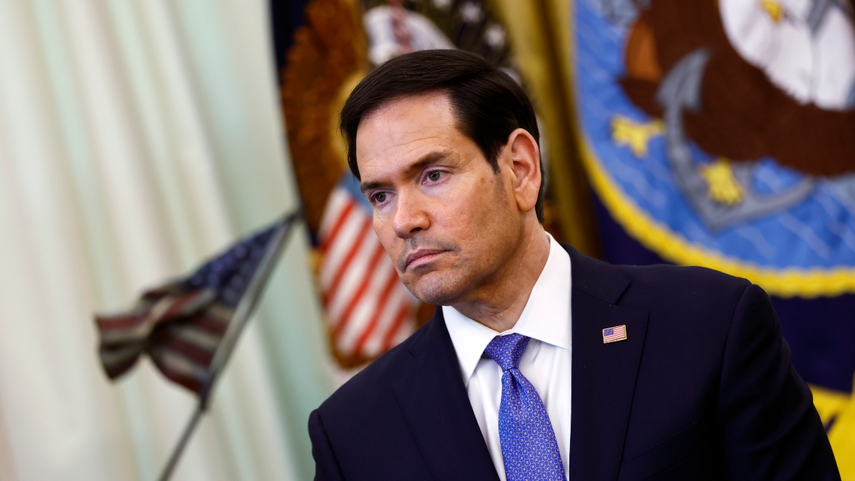 Marco Rubio asegura que no tolerará que Irán decida qué países hacen uso de Ormuz