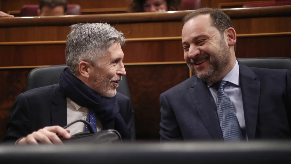 Marlaska se libra del juicio del ‘caso Ábalos’ pese a dar luz verde a uno de los contratos