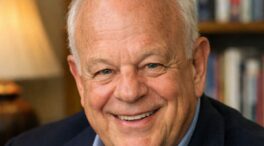 Martin Seligman, fundador de la psicología positiva: «La felicidad se compone de tres elementos: placer, compromiso y sentido»