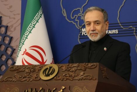 El ministro de Exteriores iraní abandona Islamabad sin esperar a los estadounidenses