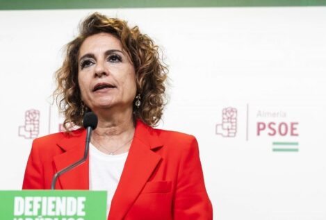Montero cree que los vídeos del Comité Federal del PSOE buscan «desviar la atención» de Rajoy