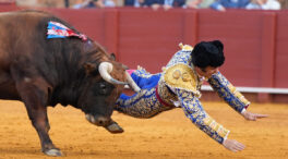 Pronóstico muy grave para Morante de la Puebla tras recibir una cornada en Sevilla