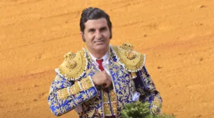 La última hora sobre el estado de Morante de la Puebla: sale de la UCI y ha tenido «mucho dolor»