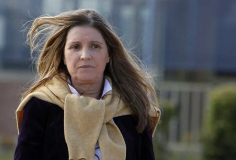 Un testigo afirma que le encargaron vigilar a la mujer de Bárcenas porque «corría peligro»