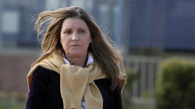 Un testigo afirma que le encargaron vigilar a la mujer de Bárcenas porque «corría peligro»