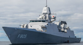 Un barco de guerra de 500 millones, delatado por una baliza de cinco euros