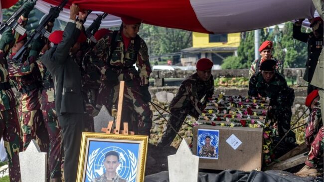 La ONU señala a Israel y Hezbolá por los incidentes donde murieron tres 'cascos azules'