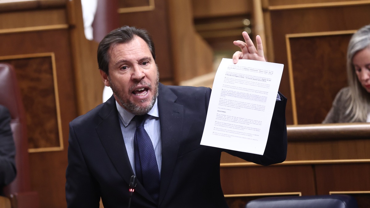 Puente, contra Moreno: Renfe pide al juzgado detalles de la gestión del 112 andaluz en Adamuz