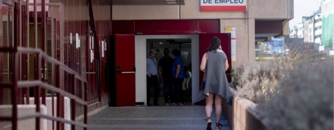 El paro subió en 231.500 personas hasta marzo, su mayor alza desde 2013