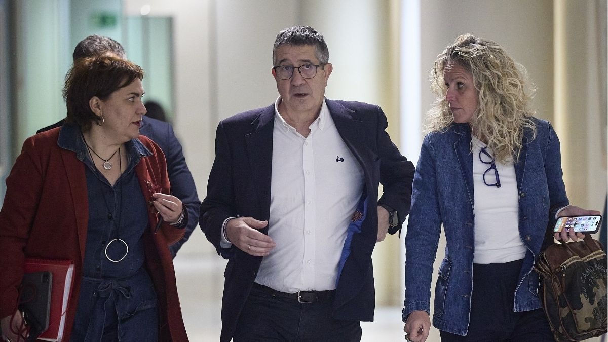 El PSOE pide sancionar al diputado de Vox que se encaró con la Presidencia del Congreso