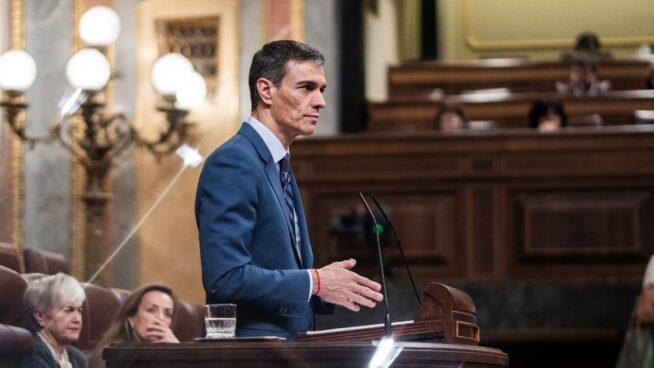 Sánchez tendrá que enviar al Congreso los informes que avalan la regularización