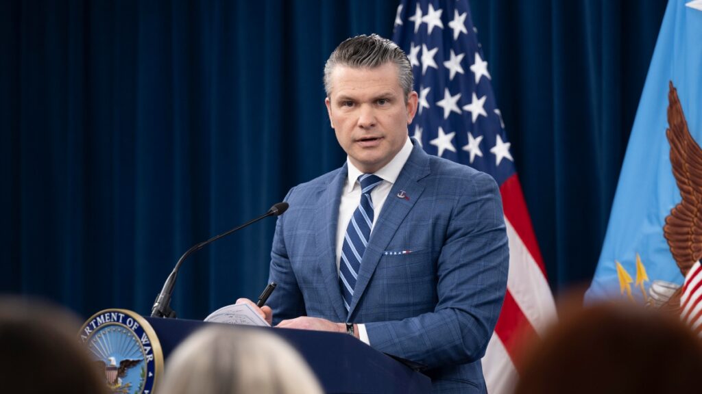 El secretario de Defensa estadounidense, Pete Hegseth.