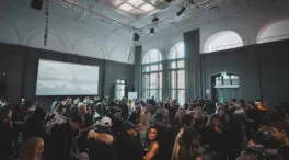 El sector de los eventos ante el espejo de la IA: seguridad masiva y cumplimiento legal en el horizonte de 2026