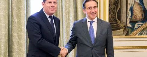 Picardo apunta a un derribo progresivo de la Verja: «No lo podemos hacer todo en un día»