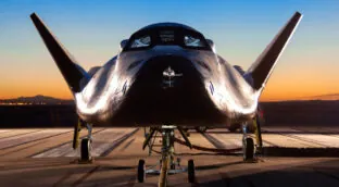Dream Chaser, el avión espacial que sucederá al transbordador de la NASA está casi listo