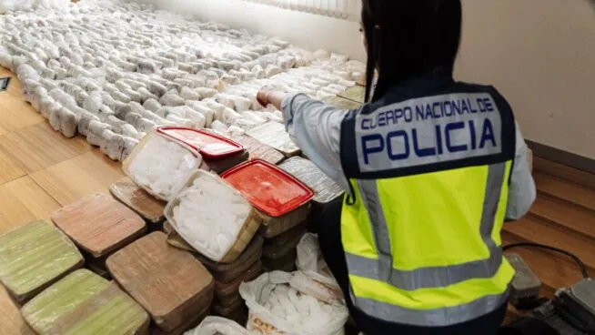 La Policía interviene el mayor alijo de cocaína en las costas de Huelva: cinco toneladas de droga