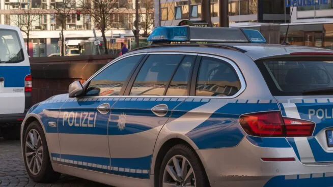 Un hombre confiesa haber abusado en más de 900 ocasiones de su hijastra en Alemania