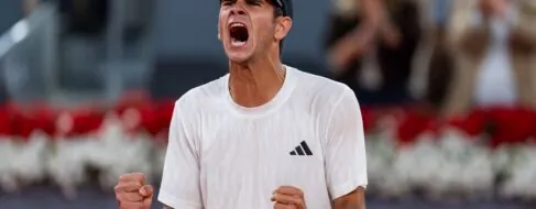 Rafael Jódar gana a Joao Fonseca en Madrid en el primer duelo del futuro del tenis