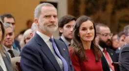 El salón-comedor de los Reyes en Zarzuela: con un aire de 'casa de campo', mucha luz y zona familiar