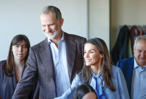 De Vallecas a Grecia: los lugares donde han comido los Reyes en los últimos meses más allá de la Zarzuela