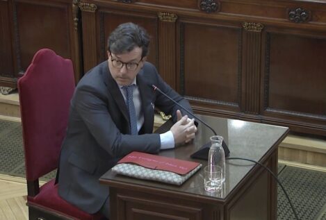 El exjefe de Gabinete de Ábalos le exculpa de la nota del rescate de Air Europa y apunta a Saura