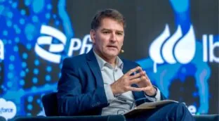 De la Rocha y la SEPI plantan al Congreso para explicar la salida de Escribano de Indra