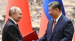 Rusia y China condenan el bloqueo «ilegal» de EEUU del estrecho de Ormuz