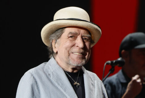 Sabina: «Este pueblo de Cádiz es el único sitio donde no me siento extranjero; es mi puerto de llegada»