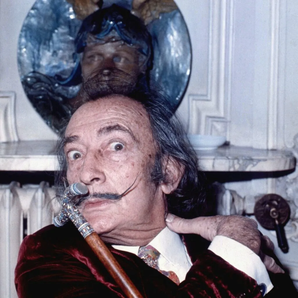 Salvador Dalí felicidad éxito vida