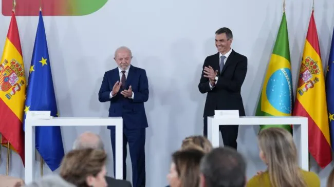 Sánchez destaca el compromiso de España y Brasil frente a políticas autoritarias