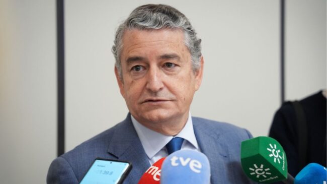 El Gobierno andaluz acusa a Puente de usar una «cortina de humo» sobre el 112 en Adamuz