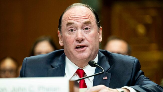 Dimite el secretario de la Marina de Estados Unidos de forma «inmediata» su cargo