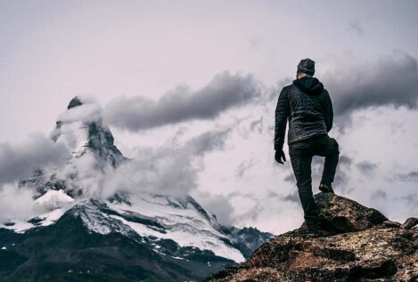Thoreau, filósofo, ya avisó sobre preocuparse por los problemas antes de tiempo: «Seríamos felices si viviéramos siempre en el presente»