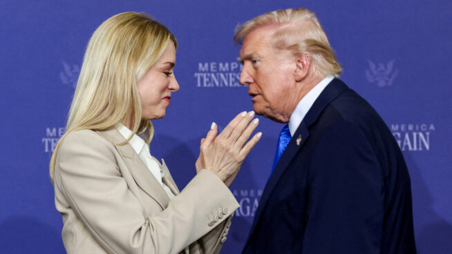 Trump destituye a Pam Bondi como fiscal general un año después de su nombramiento