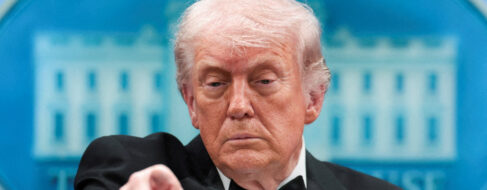 Trump vuelve a amenazar con retirar las tropas de España por su postura sobre Irán
