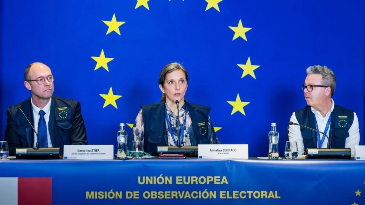 La UE avala el carácter «pacífico» de las elecciones en Perú pese a la desconfianza