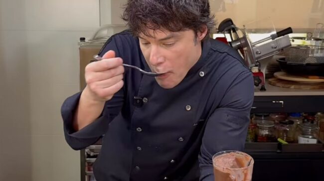 Jordi Cruz (47), chef: «Este postre con proteína y creatina está riquísimo, no tiene casi calorías y nada de grasa»