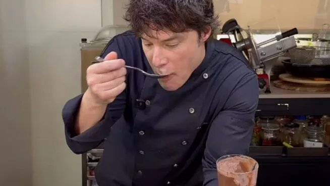 Jordi Cruz (47), chef: «Este postre con proteína y creatina está riquísimo, no tiene casi calorías y nada de grasa»