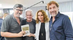 Víctor Manuel: «Cuando vuelvo a casa, la nevera está transparente; Ana solo se alimenta de aire, fruta y yogures»