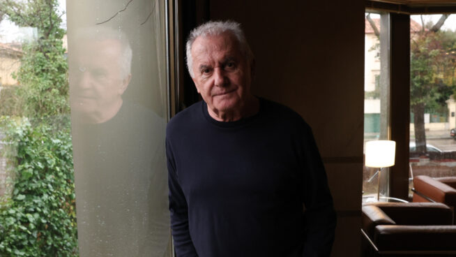 Víctor Manuel, 78 años: «Me levanto sobre las 8, tomo un kiwi en ayunas y voy al gimnasio todos los días»