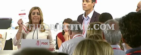 El llanto de Susana Díaz en el Comité Federal de 2016: «Ni mamparas, ni insultos. ¡Ya está bien!»