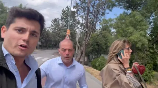 Begoña Gómez denunciará a Vito Quiles por «agresión» tras un incidente en un restaurante