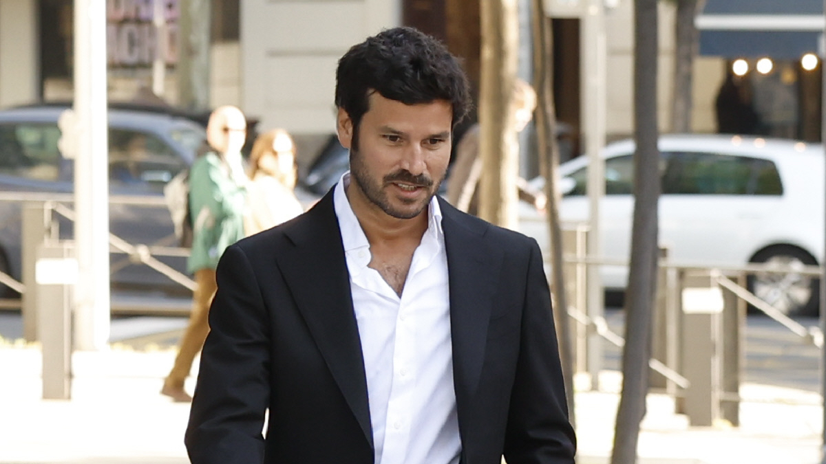 La vida de Willy Bárcenas durante el ‘caso Kitchen’: casado con Loreto, su incursión en el cine y una carrera musical que revive