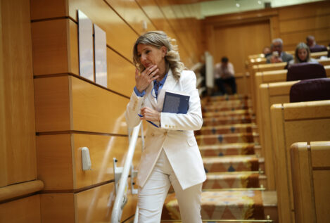 La mitad del Gobierno huye al extranjero para evitar al Senado en pleno 'caso Ábalos'