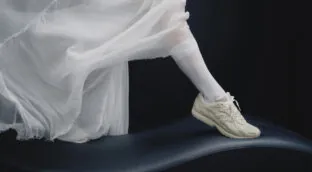 Las zapatillas ya no son solo para el gimnasio: Zara y otras marcas se suman a la tendencia con estos siete modelos que están arrasando