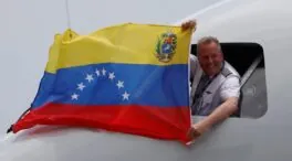Aterriza en EEUU el primer vuelo directo que llega desde Venezuela en los últimos siete años