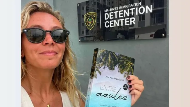 Maldivas deporta a una 'influencer' española de buceo por hacer negocios sin autorización